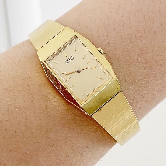 Seiko Accessories - SEIKO Vintage 80-90s Gold Tone Hand Winding Ladies Watch - QUARTZ